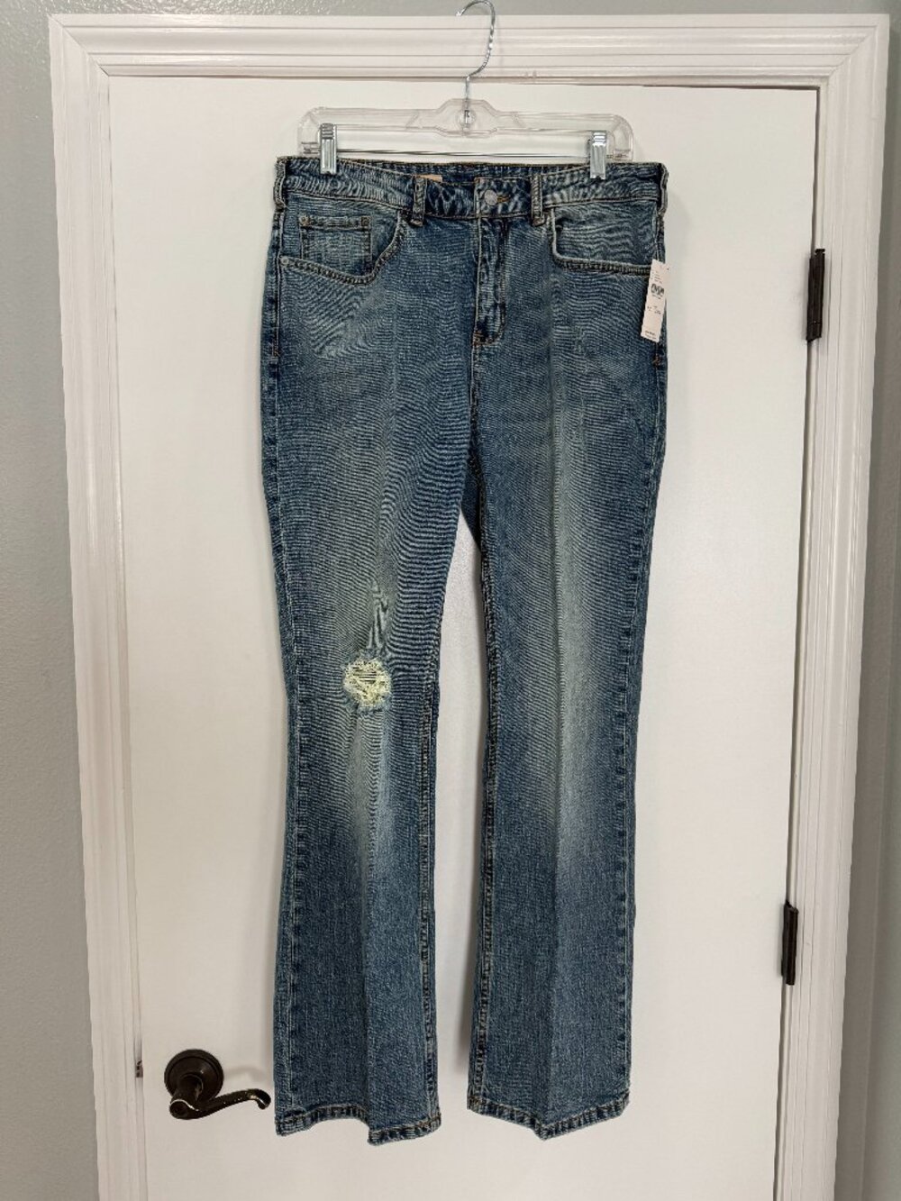 NWT Pilcro by Anthropologie Women's Distressed Blue Jeans - 31 Tall
